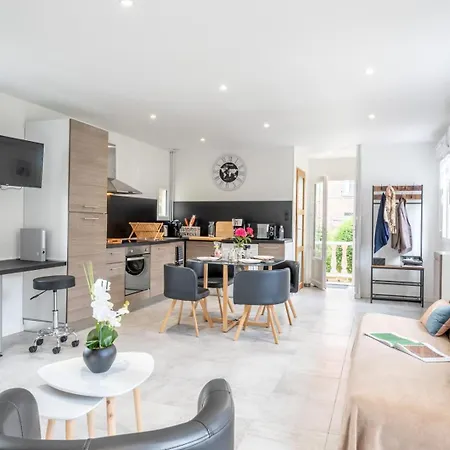 Le Des Ecuries De Marquecy *