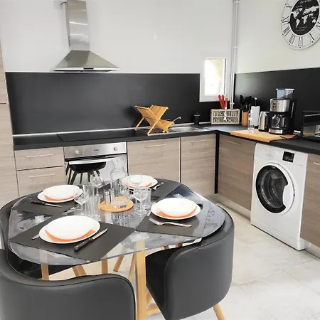 Le Des Ecuries De Marquecy Holiday home