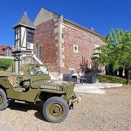 Le Des Ecuries De Marquecy Holiday home *